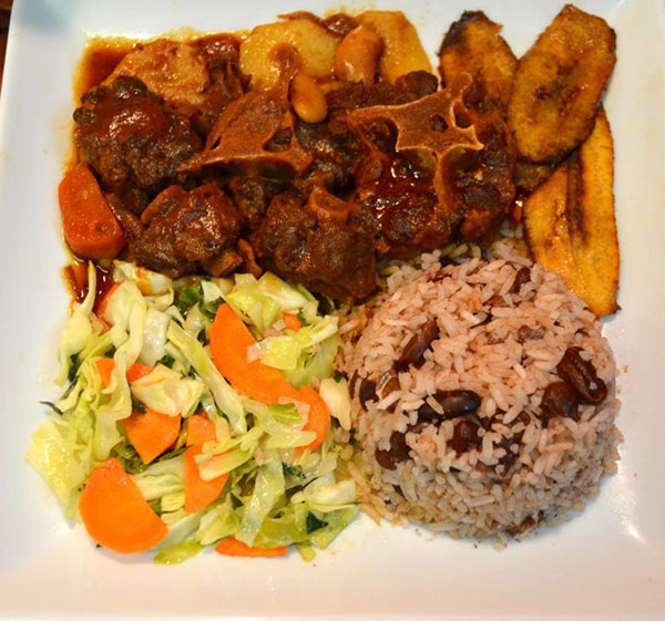 Belizean-Lunch